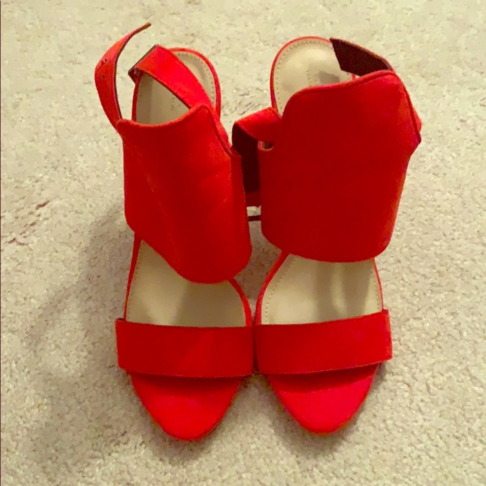 Sandal